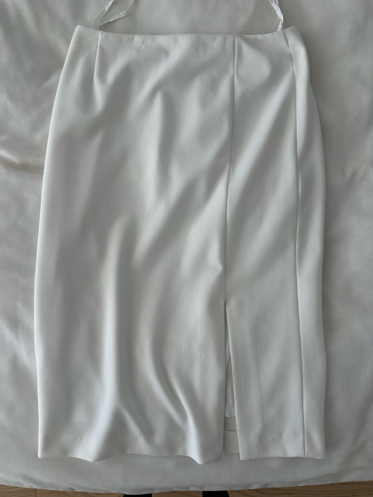 Antonio Melani White Pencil Skirt With Front Slit Detail